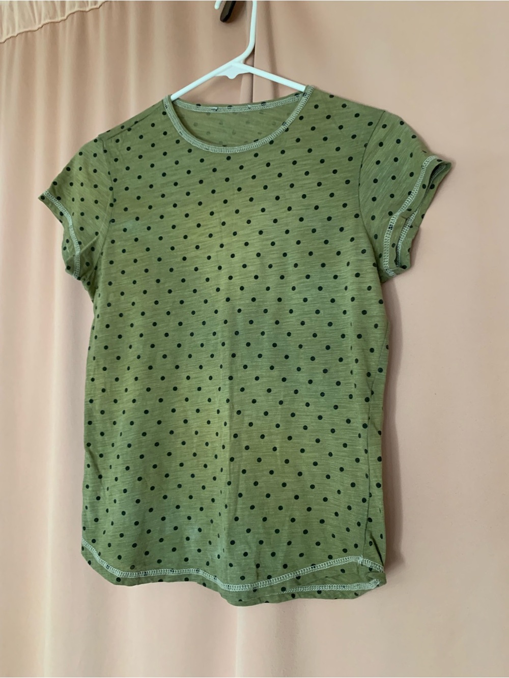 Lightweight Green Polka Dot Short Sleeve Tee